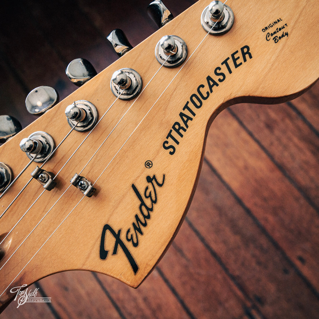 Fender Japan '72 Stratocaster ST72-55 Rebel Yellow 1990