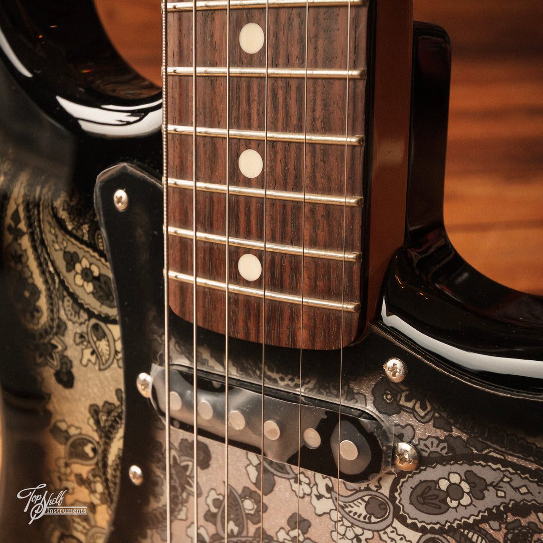 Fender Made in Japan Traditional 60s Stratocaster Black Paisley 2020