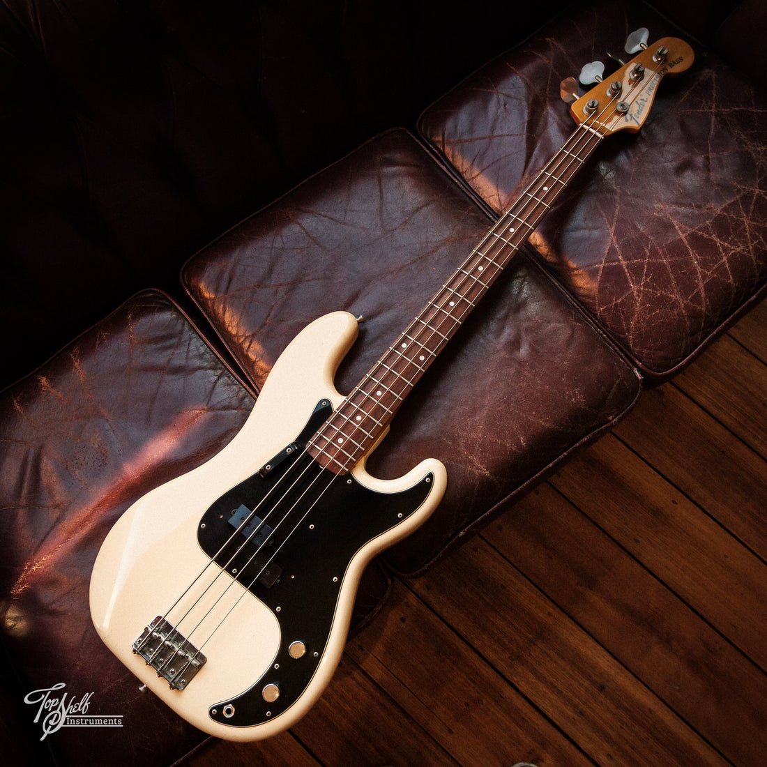 Fender Japan '70 Precision Bass PB70-70US Vintage White 1998