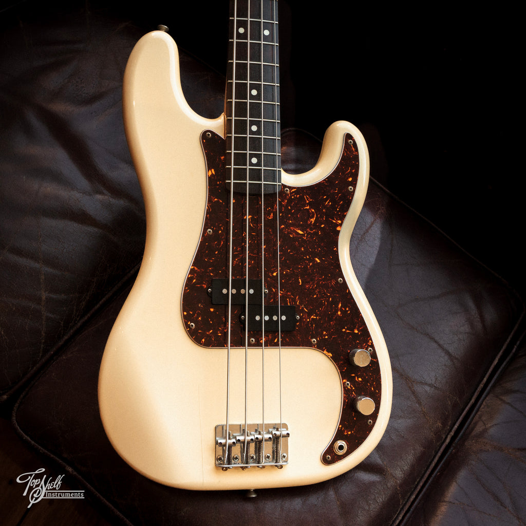 Fender Japan '62 Precision Bass PB62-80 Olympic White JV Serial 1984