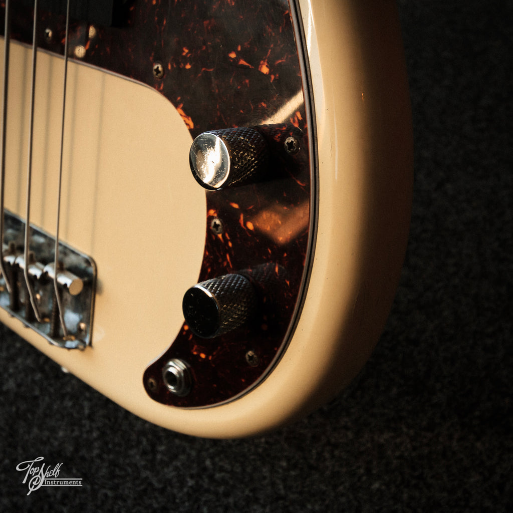 Fender Japan '62 Precision Bass PB62-80 Olympic White JV Serial 1984
