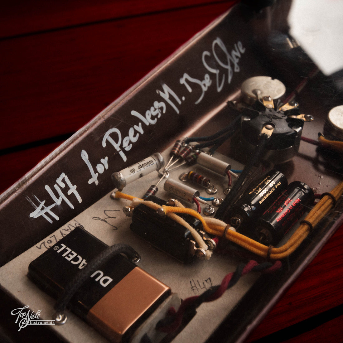 Isle of Tone Haze '69 Fuzz Pedal Brown/Gold 2021
