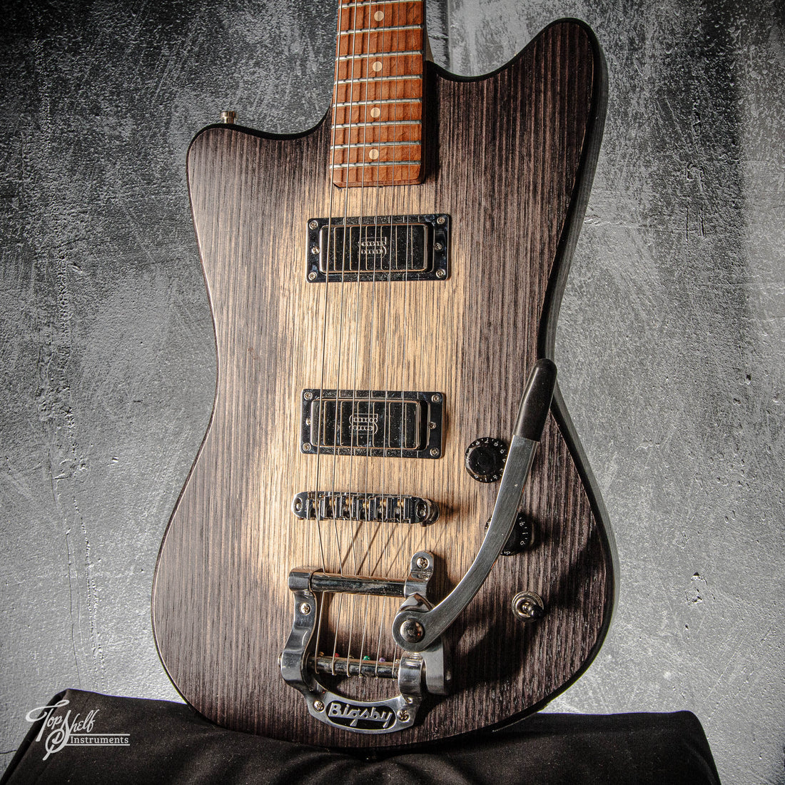 Little Crow Guitars Phoenix Black Burst 2022