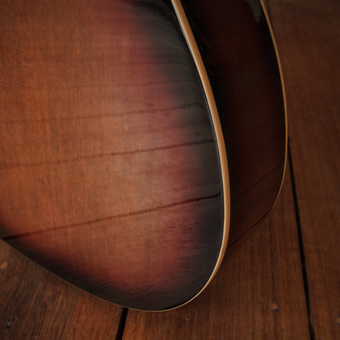 Johnson Resonator Sunburst