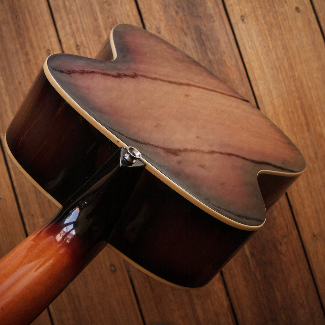 Johnson Resonator Sunburst