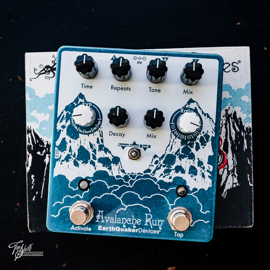 EarthQuaker Devices Avalanche Run v2 Reverb/Delay Pedal