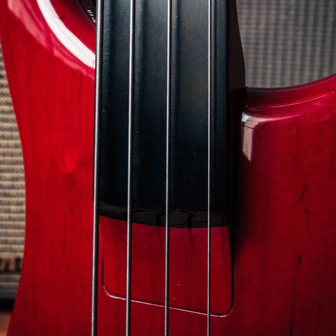 Tokai Works Bass Revolution TW-1500 Fretless Bass Transparent Red 1987