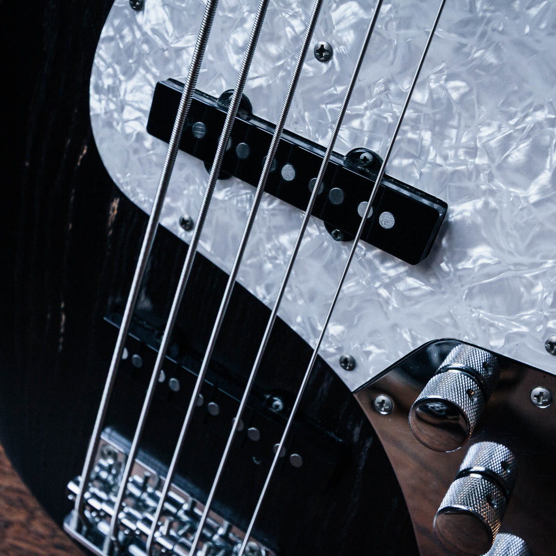 Bacchus Craft Series Woodline Ash 5 Black Oil 2010