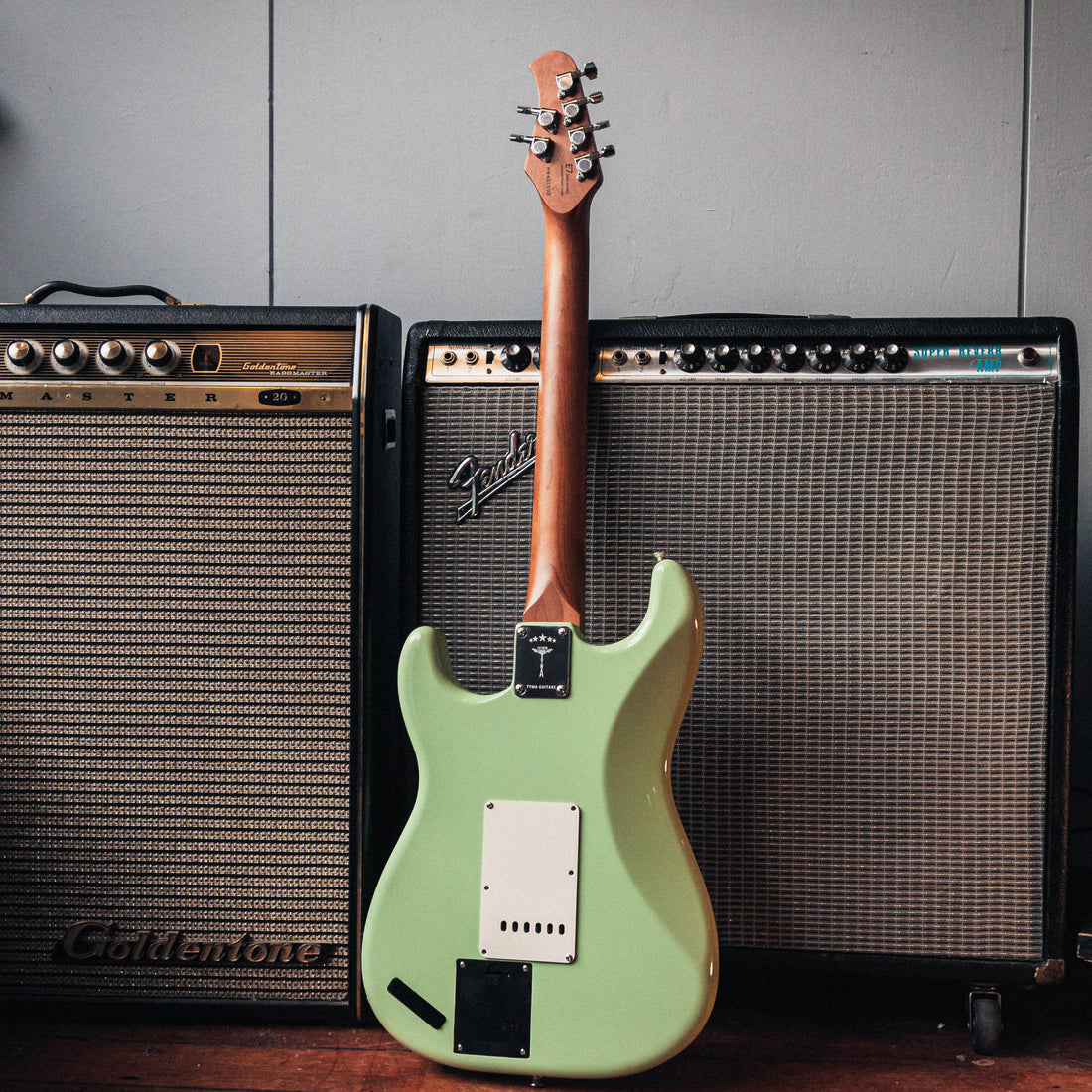 Tyma  E7 Smart Guitar Lime Green 2023