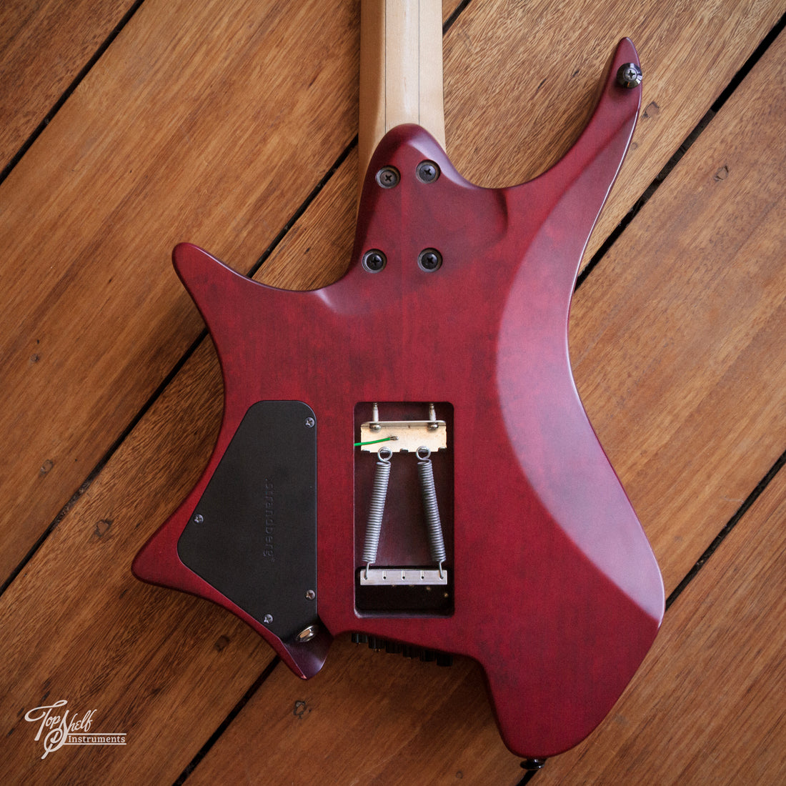 Strandberg Boden Fusion NX 6 Alex Machacek Transparent Red 2021