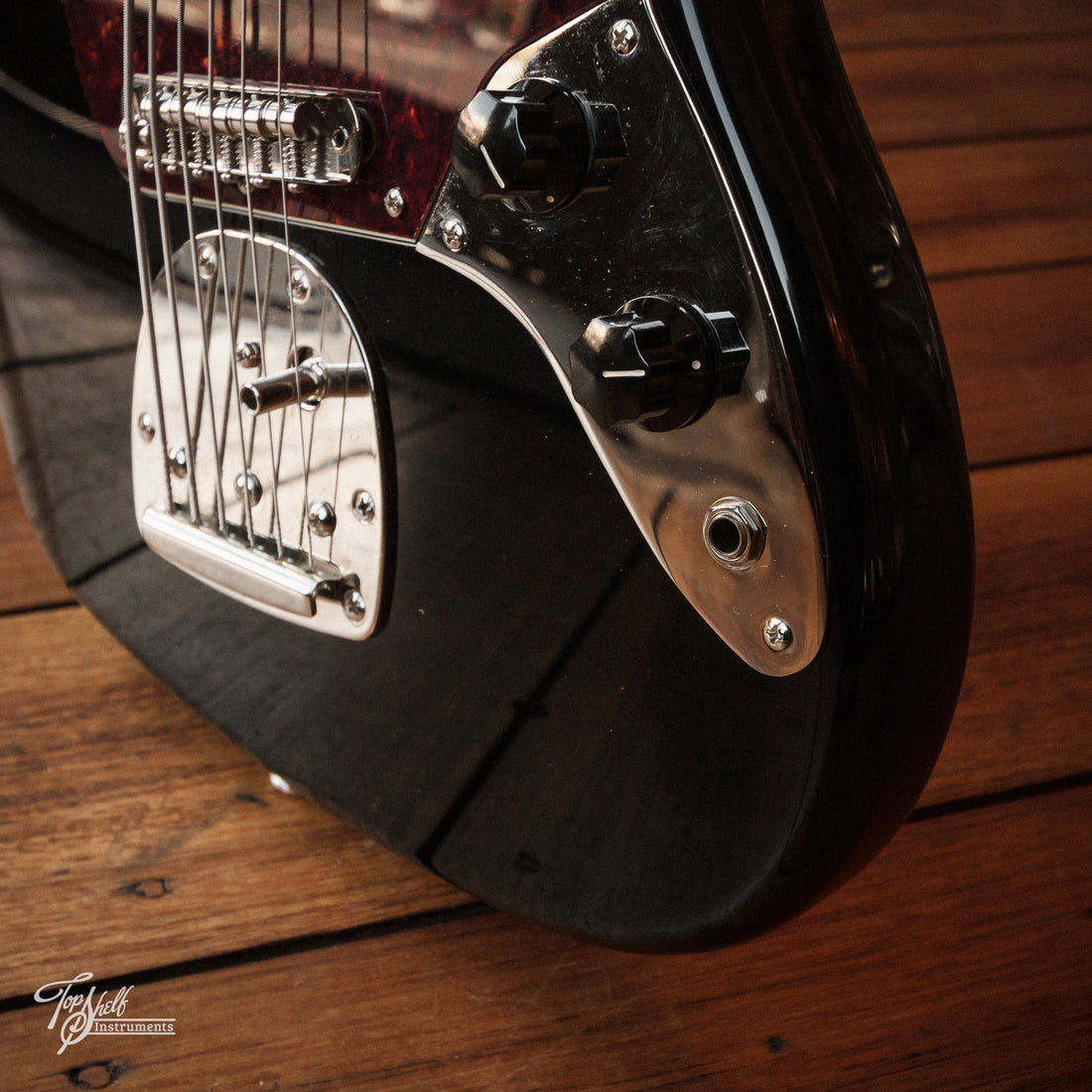 Squier Classic Vibe Bass VI Black 2024