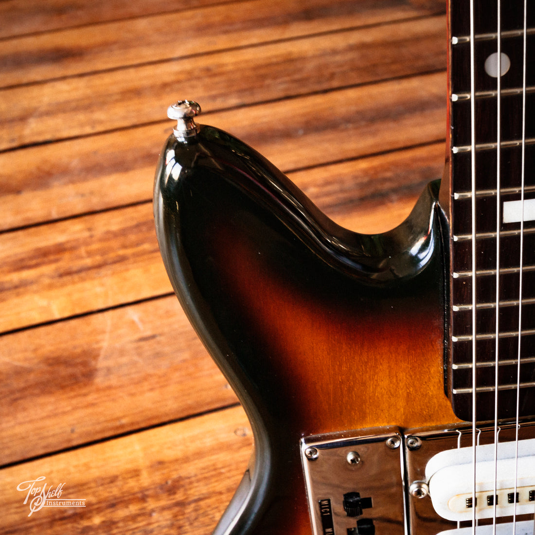 Guyatone LG-130T Sunburst 1965