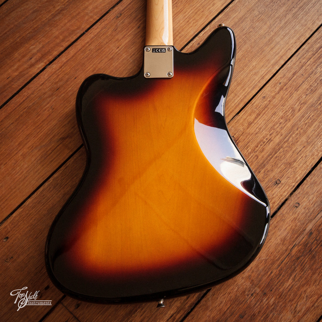 Fender Made in Japan Traditional 60s Jaguar Sunburst 2023