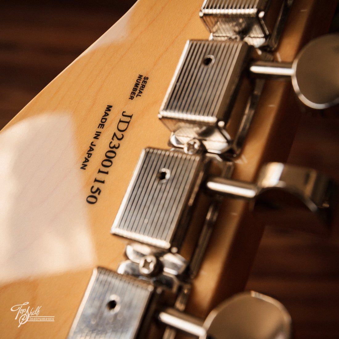 Fender Made in Japan Traditional 60s Jaguar Sunburst 2023