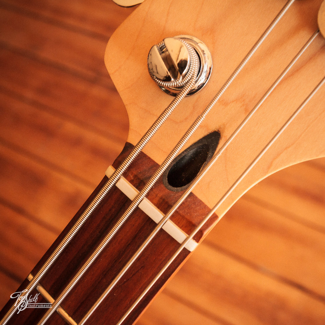 Fender Deluxe Active Jazz Bass Olympic White 2018