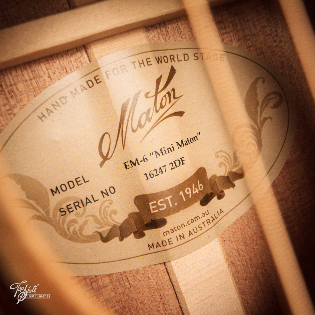 Maton EM-6 Mini Acoustic/Electric Natural 2024