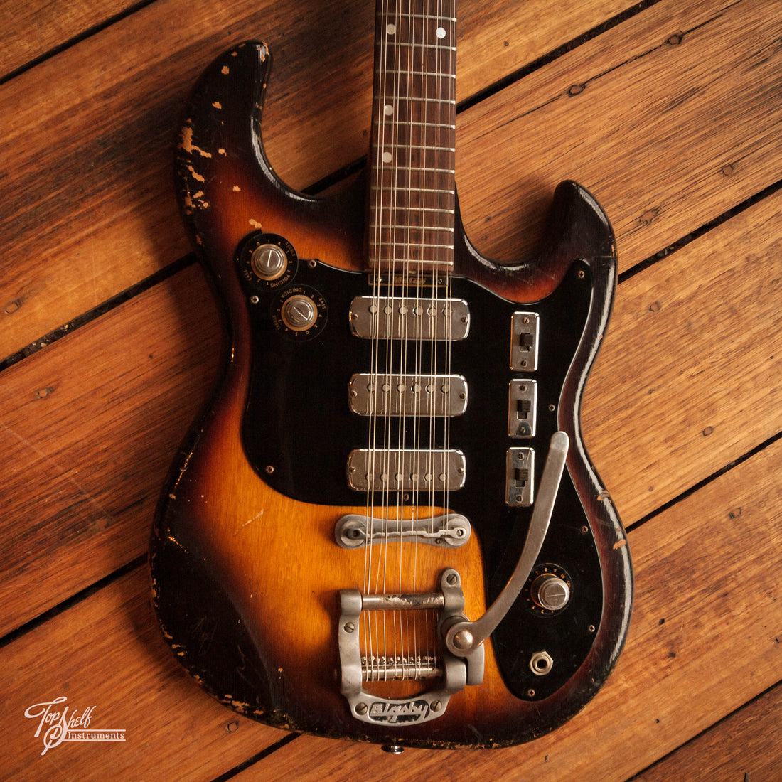 Maton Fyrbyrd FB1220 12-String Sunburst 1965