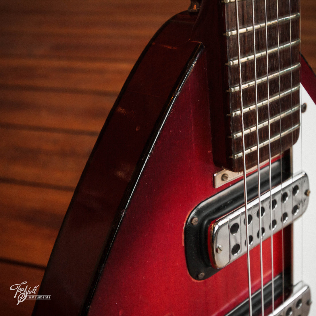 Maton L202 "Lute Guitar" Cherry 1968