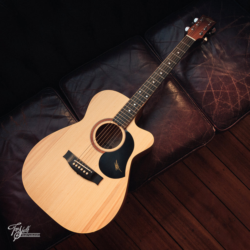 Maton Perfomer Electric/Acoustic Natural 2023