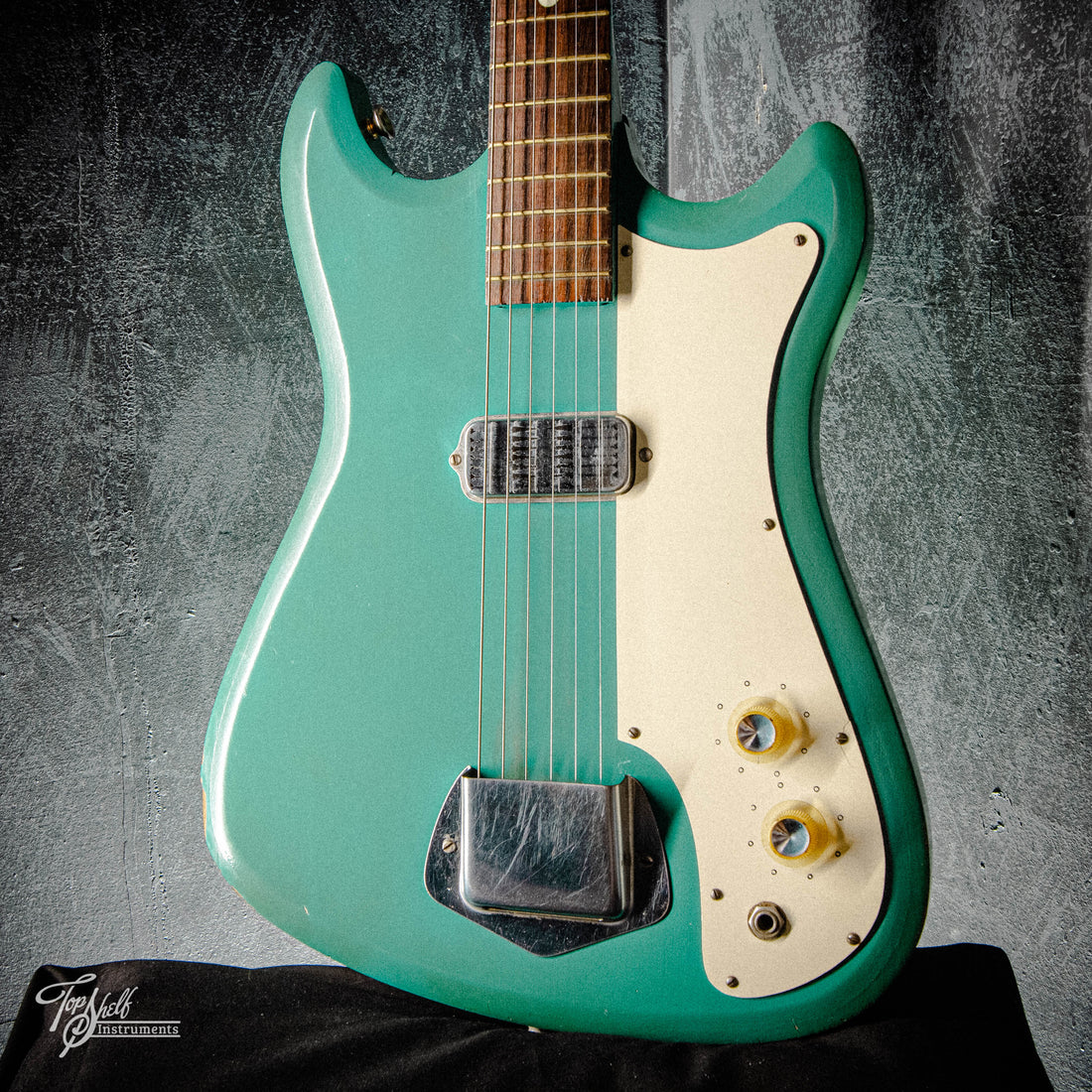 Silvertone 1413 Turquoise 1965