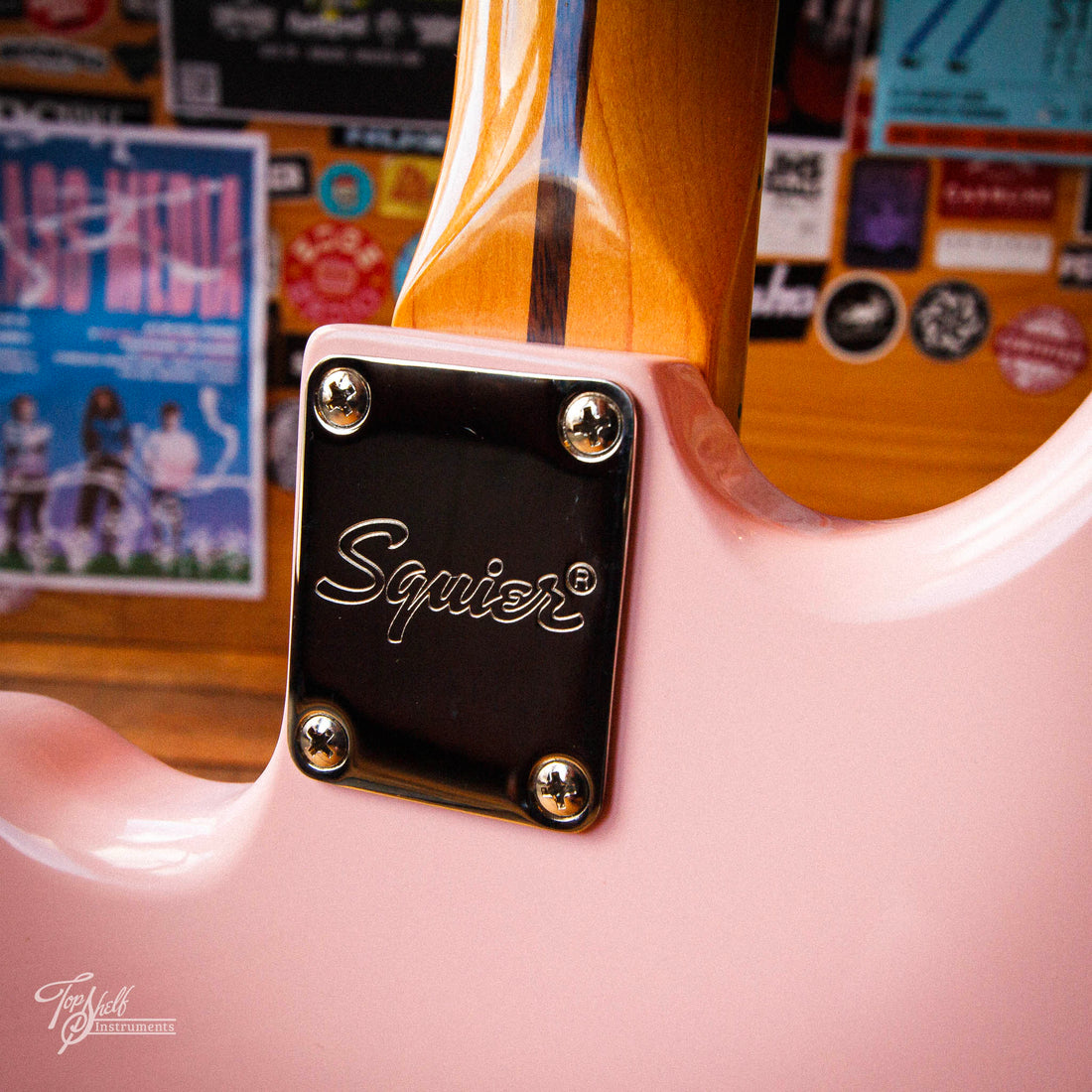 Squier Classic Vibe Bass VI FSR Shell Pink 2021