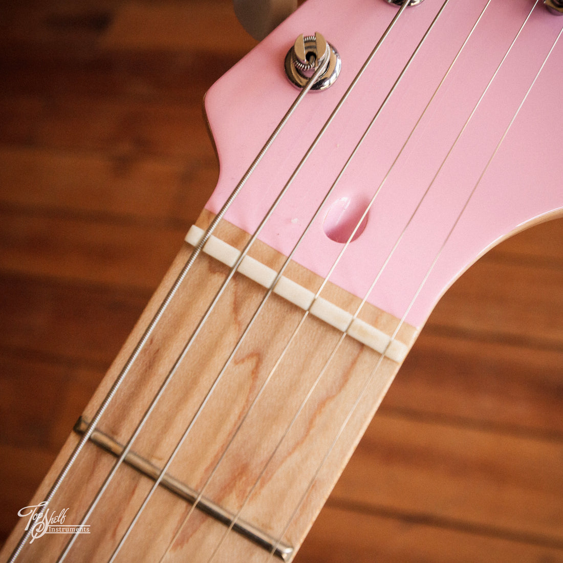 Squier Hello Kitty Stratocaster Pink 2024