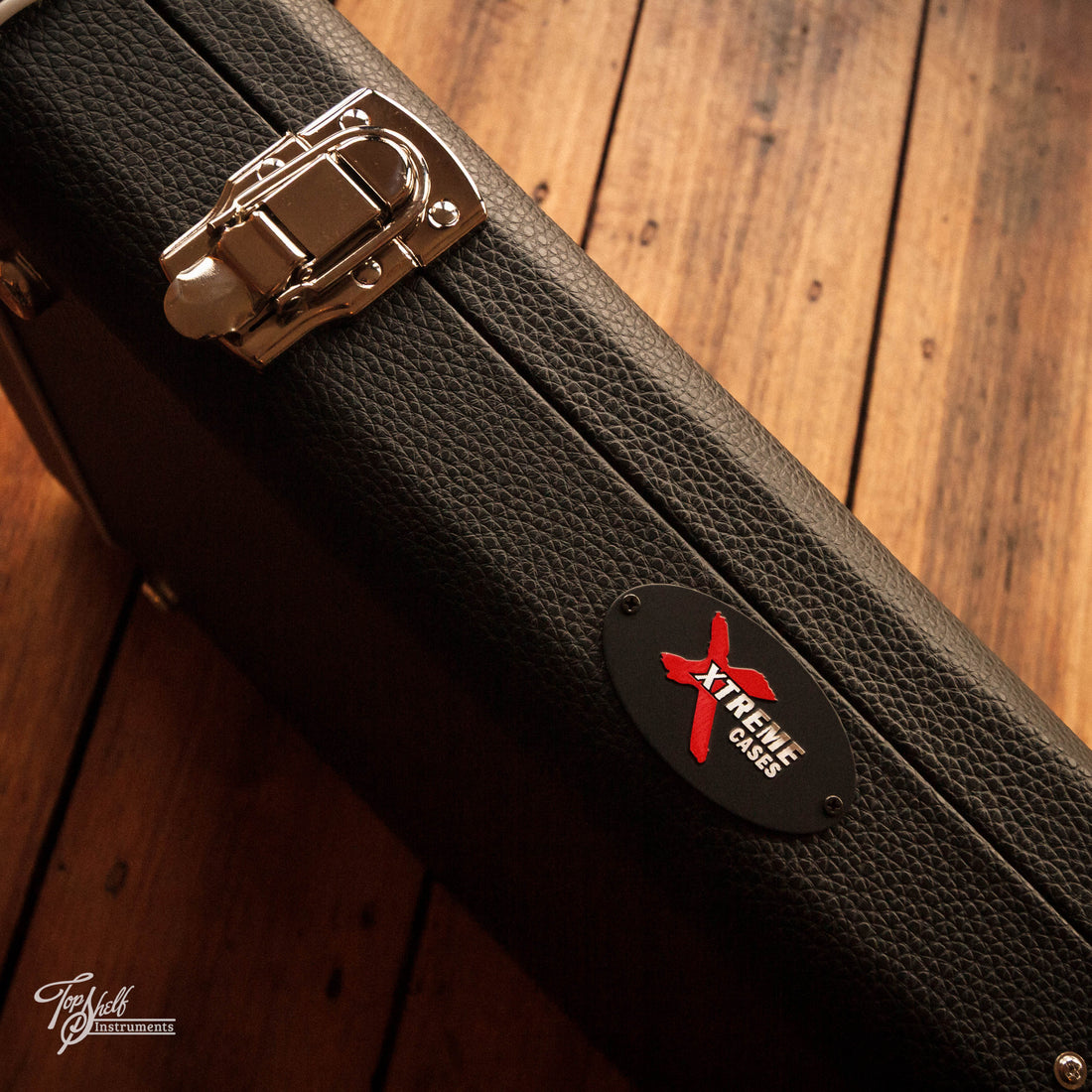 Xtreme XC650 Offset Electric Guitar Hard Case Black