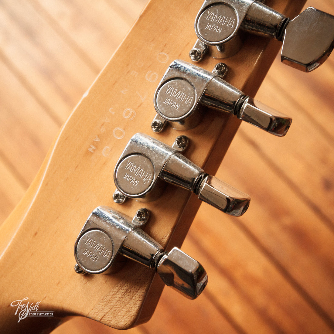 Yamaha SS-700EX Black 1982