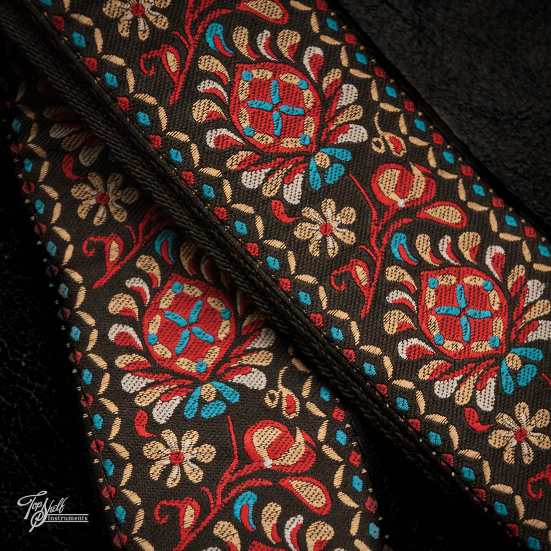HipStrap Vintage Style Jacquard Embroidered Guitar Strap - Red Haze