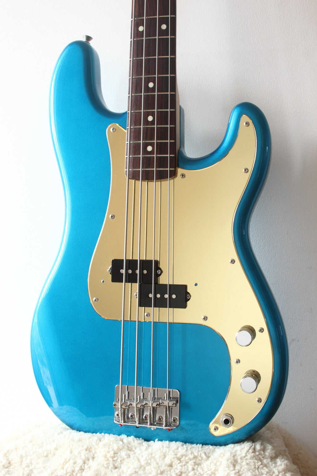 Fender Japan Standard Precision Bass Lake Placid Blue 1999-02