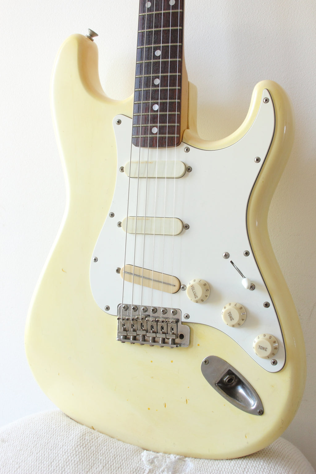 Squier Stratocaster CST-30 Modded Olympic White MIJ 1985