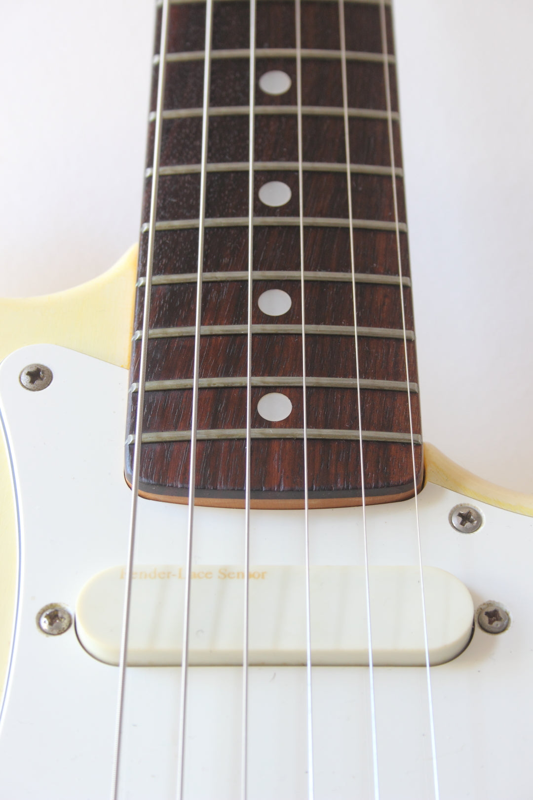 Squier Stratocaster CST-30 Modded Olympic White MIJ 1985