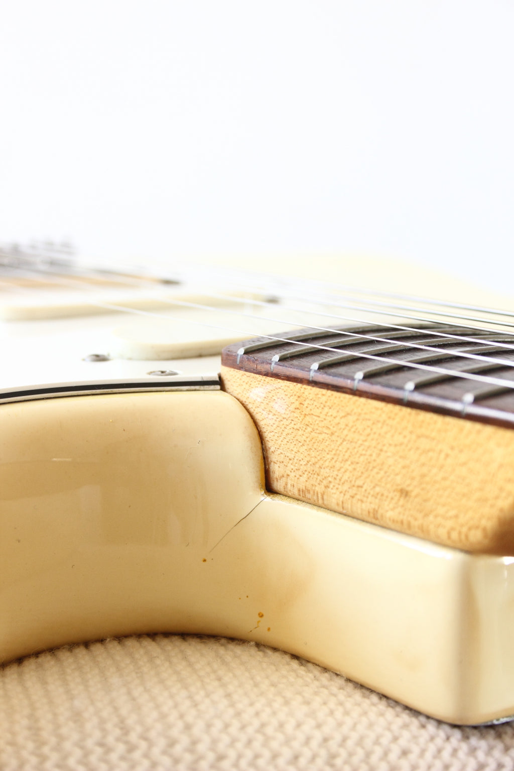 Squier Stratocaster CST-30 Modded Olympic White MIJ 1985