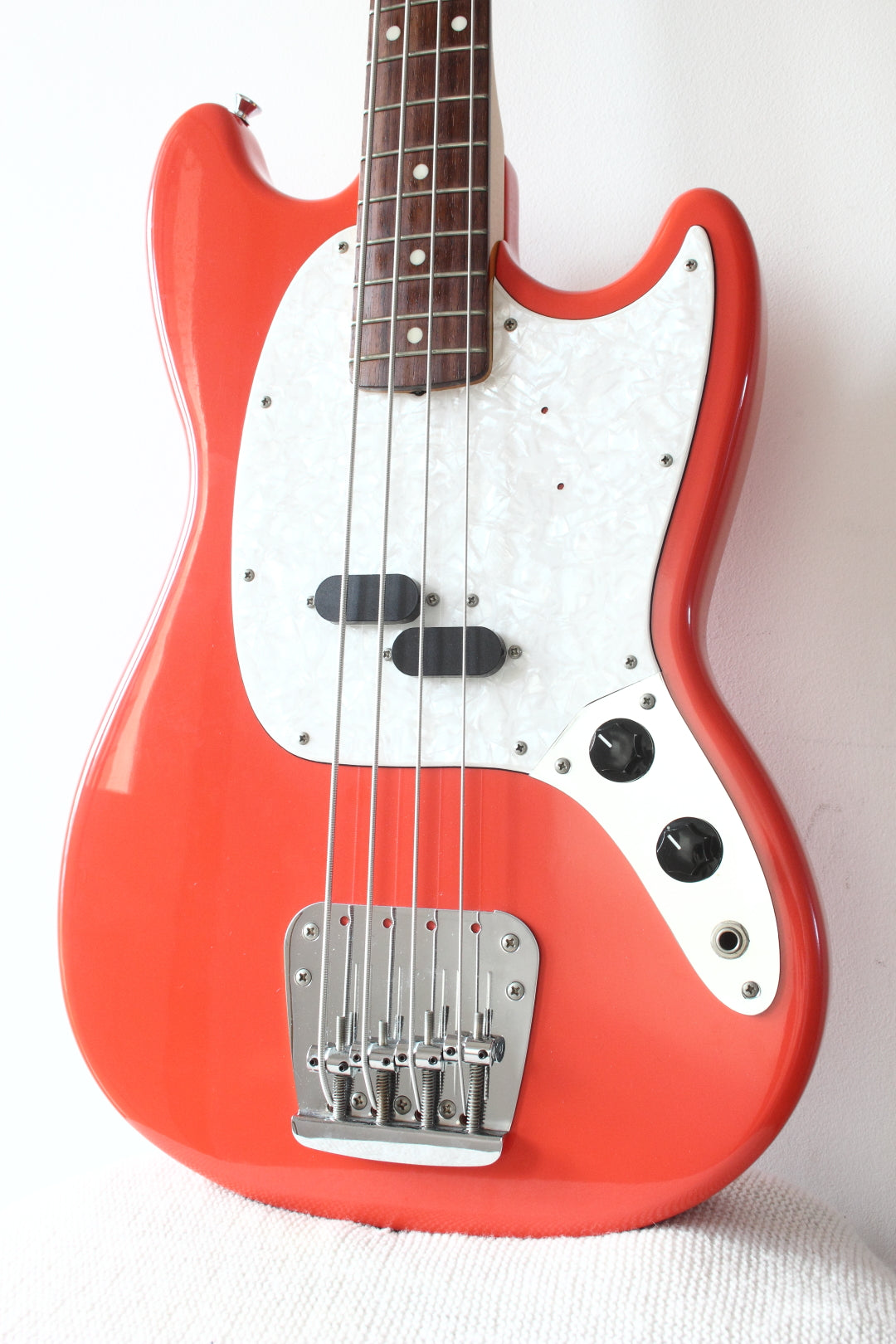 Fender Japan Mustang Bass MB98-SD Fiesta Red 1997-00