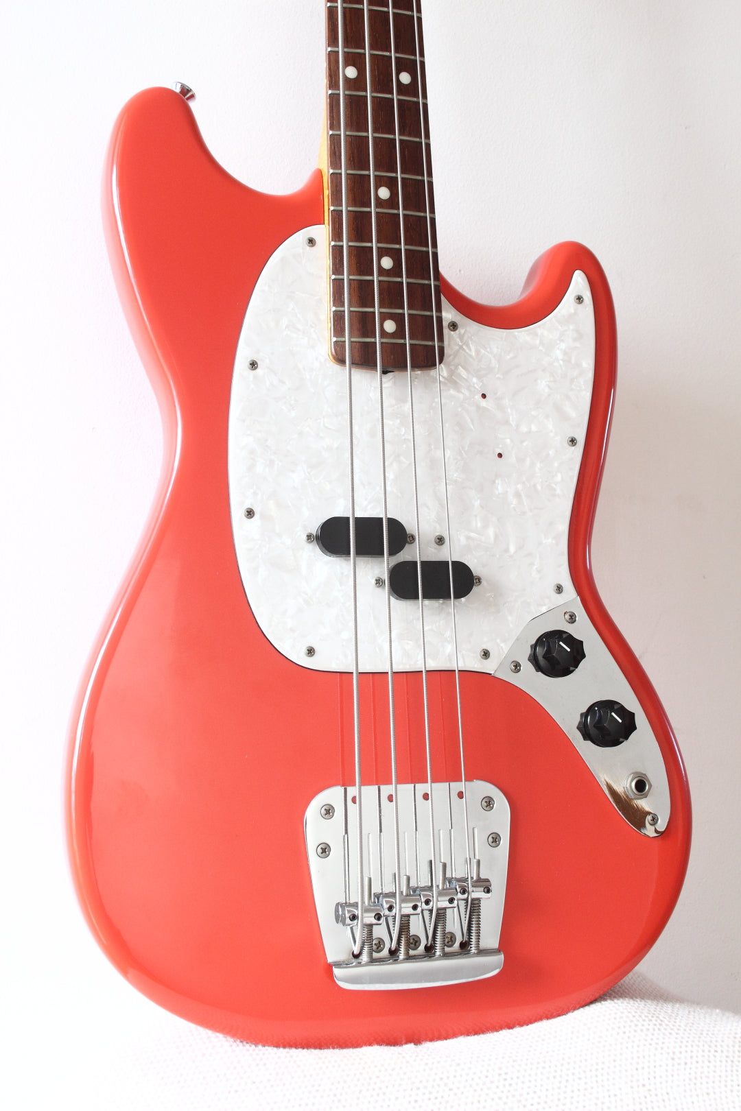 Fender Japan Mustang Bass MB98-SD Fiesta Red 1997-00