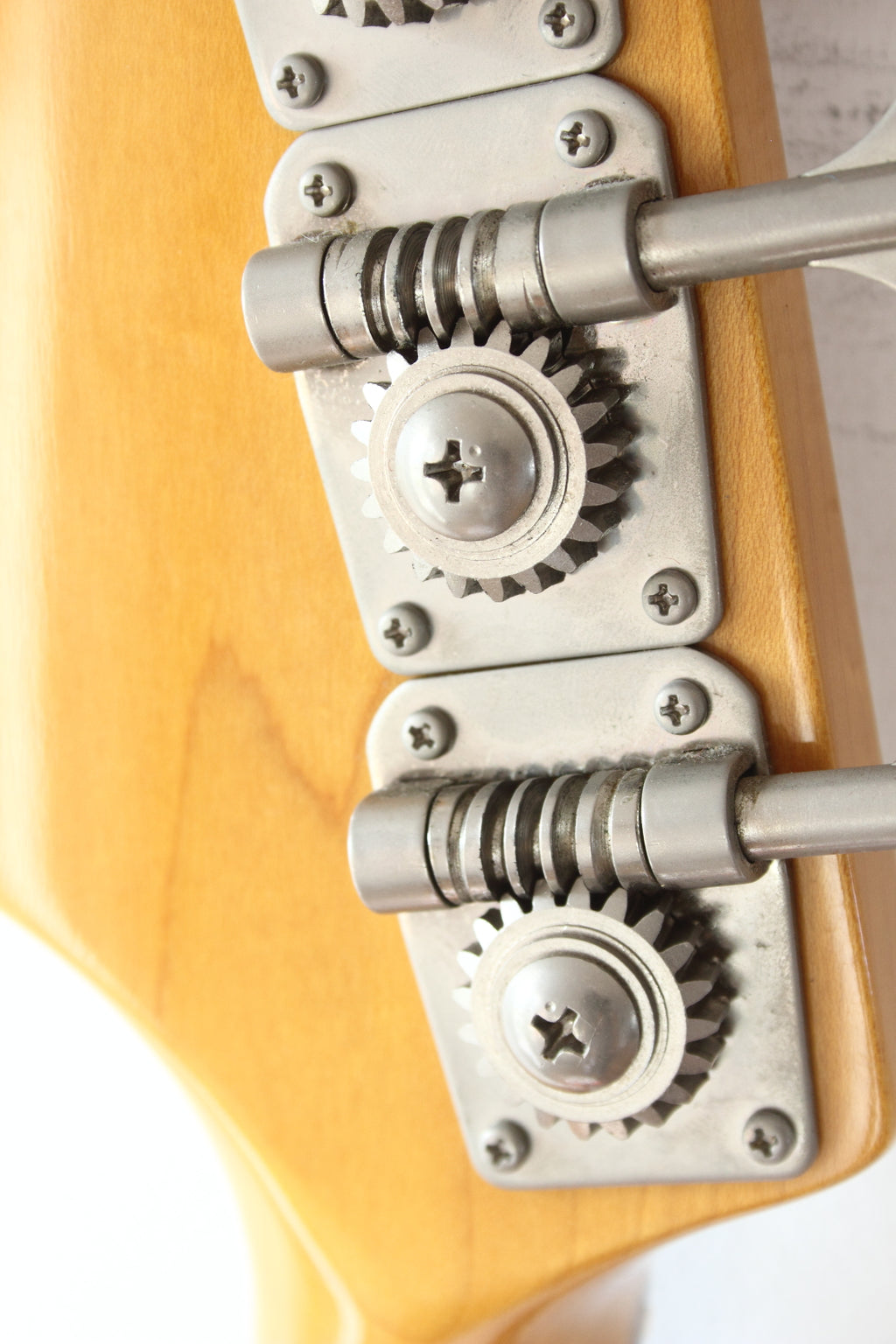 Fender Japan Mustang Bass MB98-SD Fiesta Red 1997-00