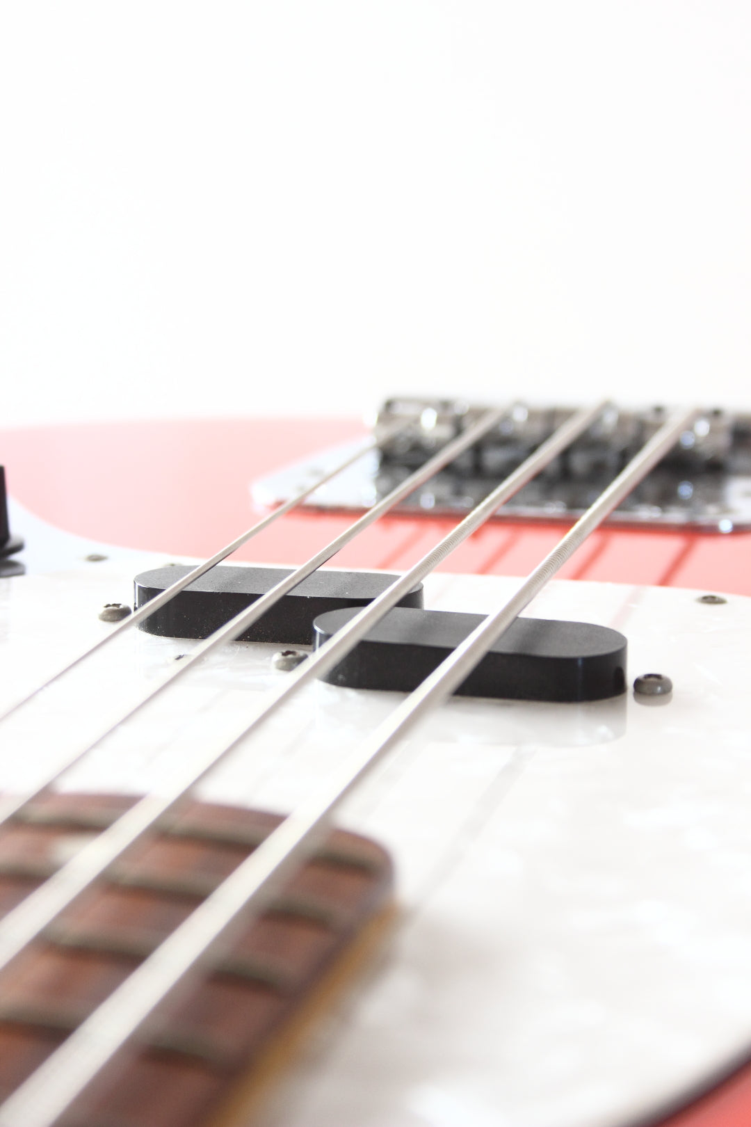 Fender Japan Mustang Bass MB98-SD Fiesta Red 1997-00