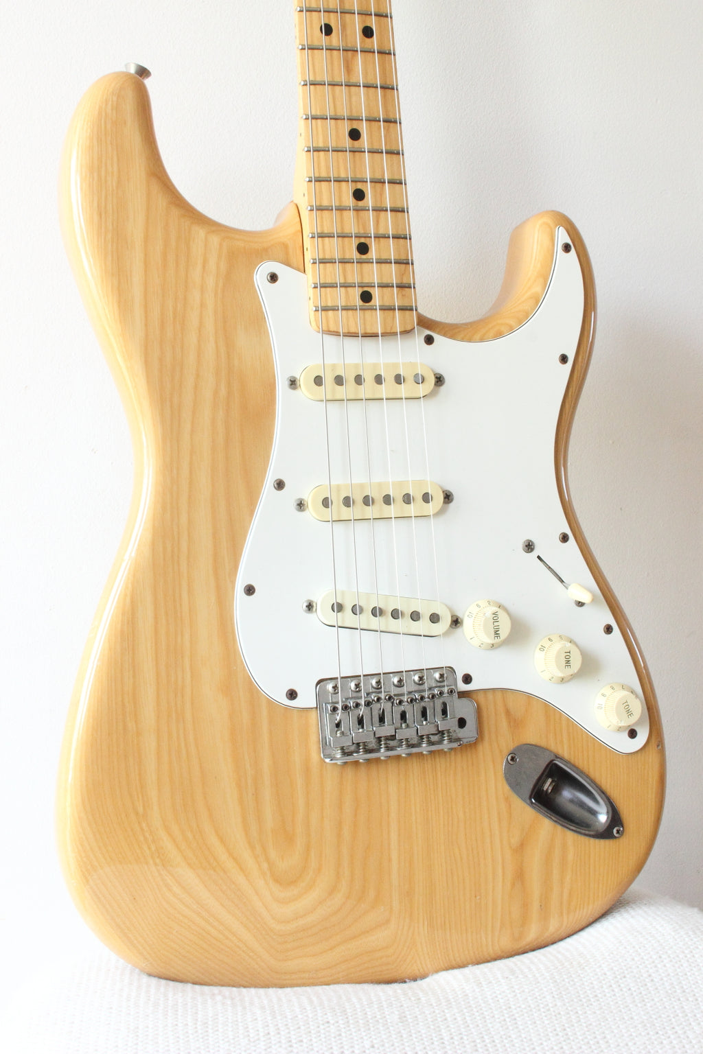 Fender Japan '72 Reissue Stratocaster ST72-70M Natural Ash 1989/90