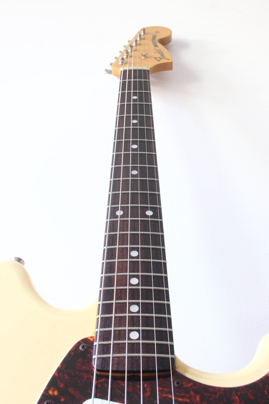 Fender Japan '69 Reissue Mustang MG69-65 Yellow White 2002-04