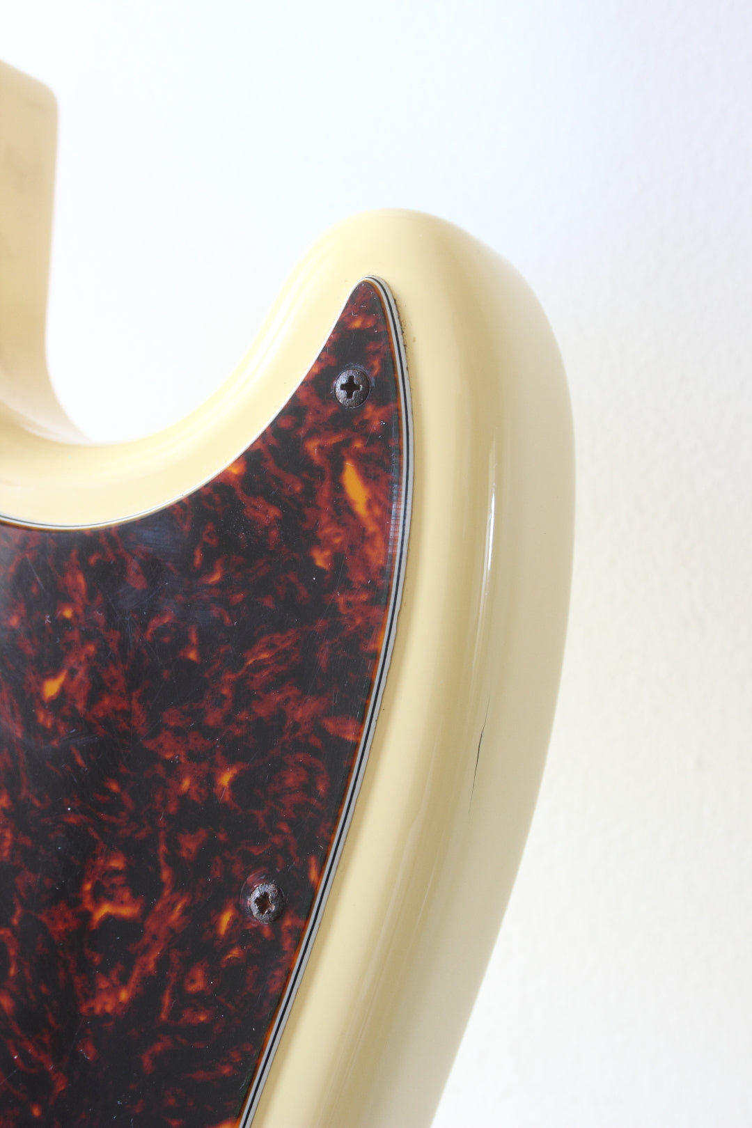 Fender Japan '69 Reissue Mustang MG69-65 Yellow White 2002-04