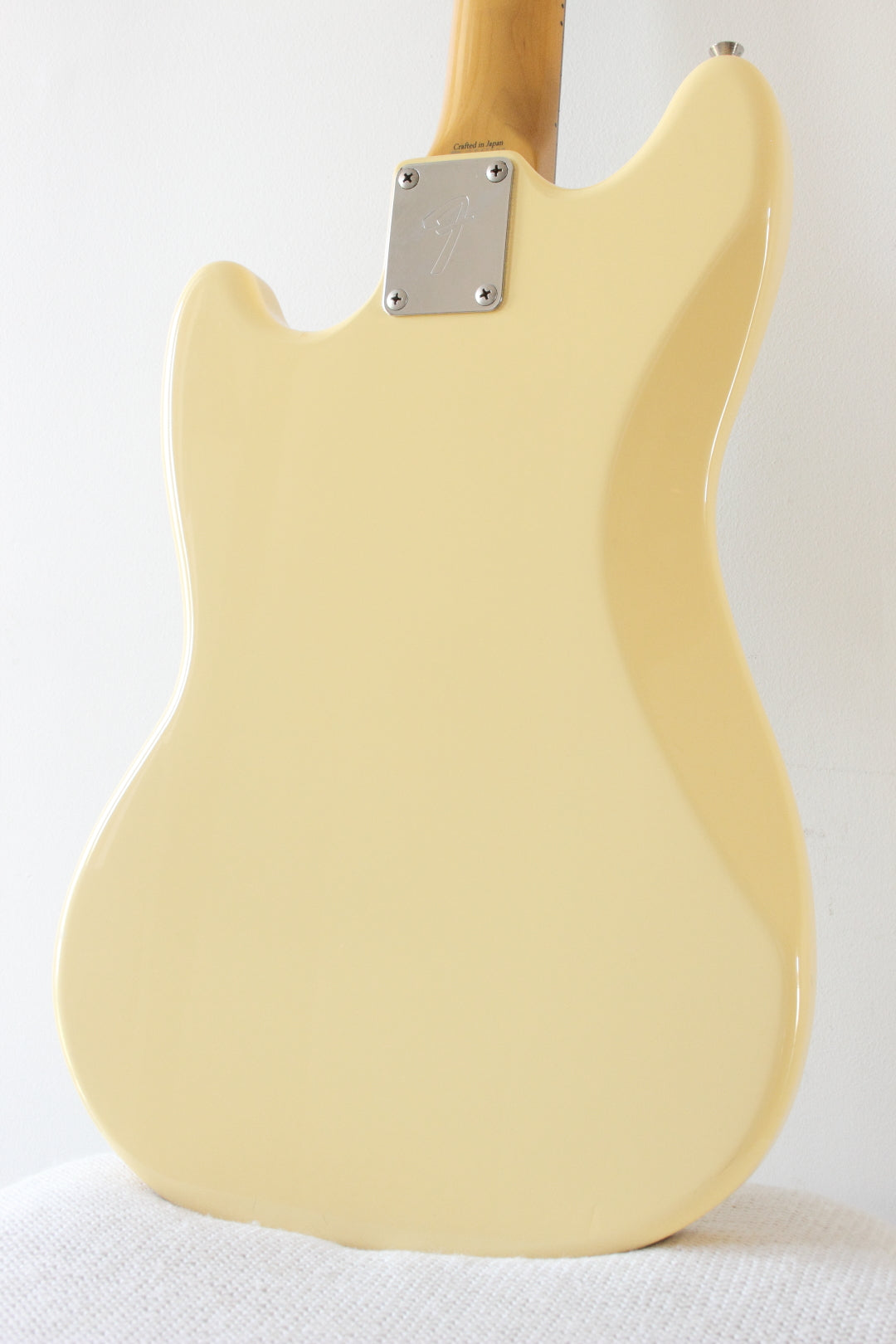 Fender Japan '69 Reissue Mustang MG69-65 Yellow White 2002-04