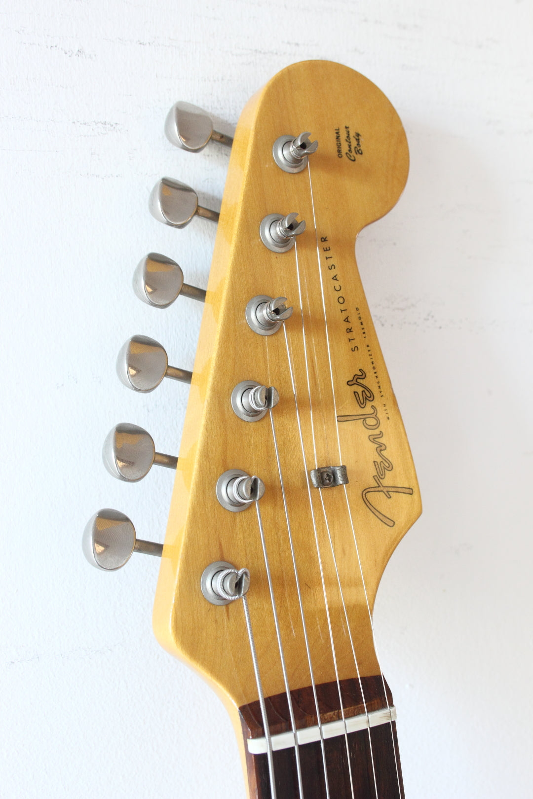 Fender Japan '62 Reissue Stratocaster ST62-70TX Vintage White 1997-00