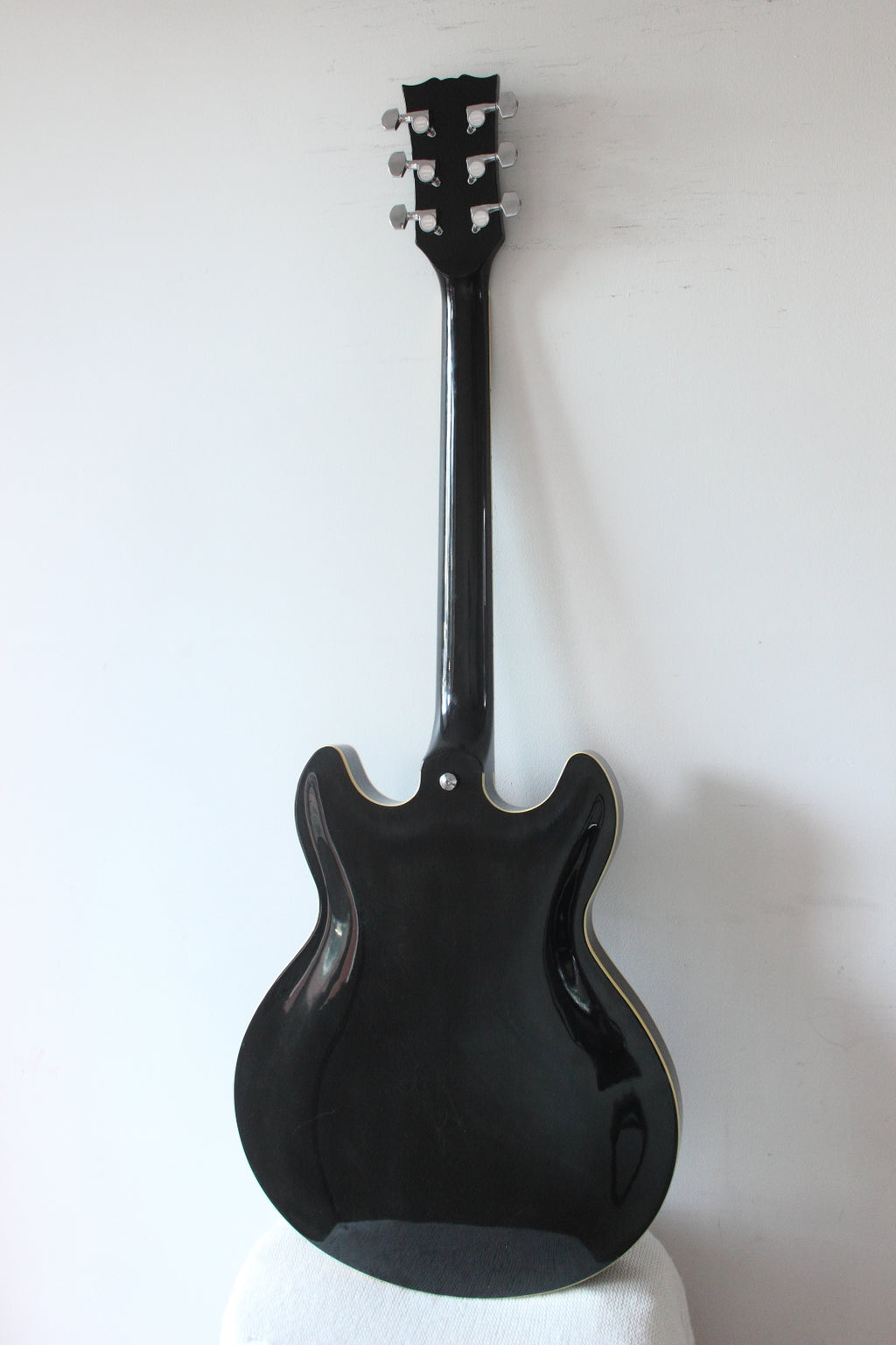 Yamaha SA900 Super Axe Semi-Hollow Black 1986