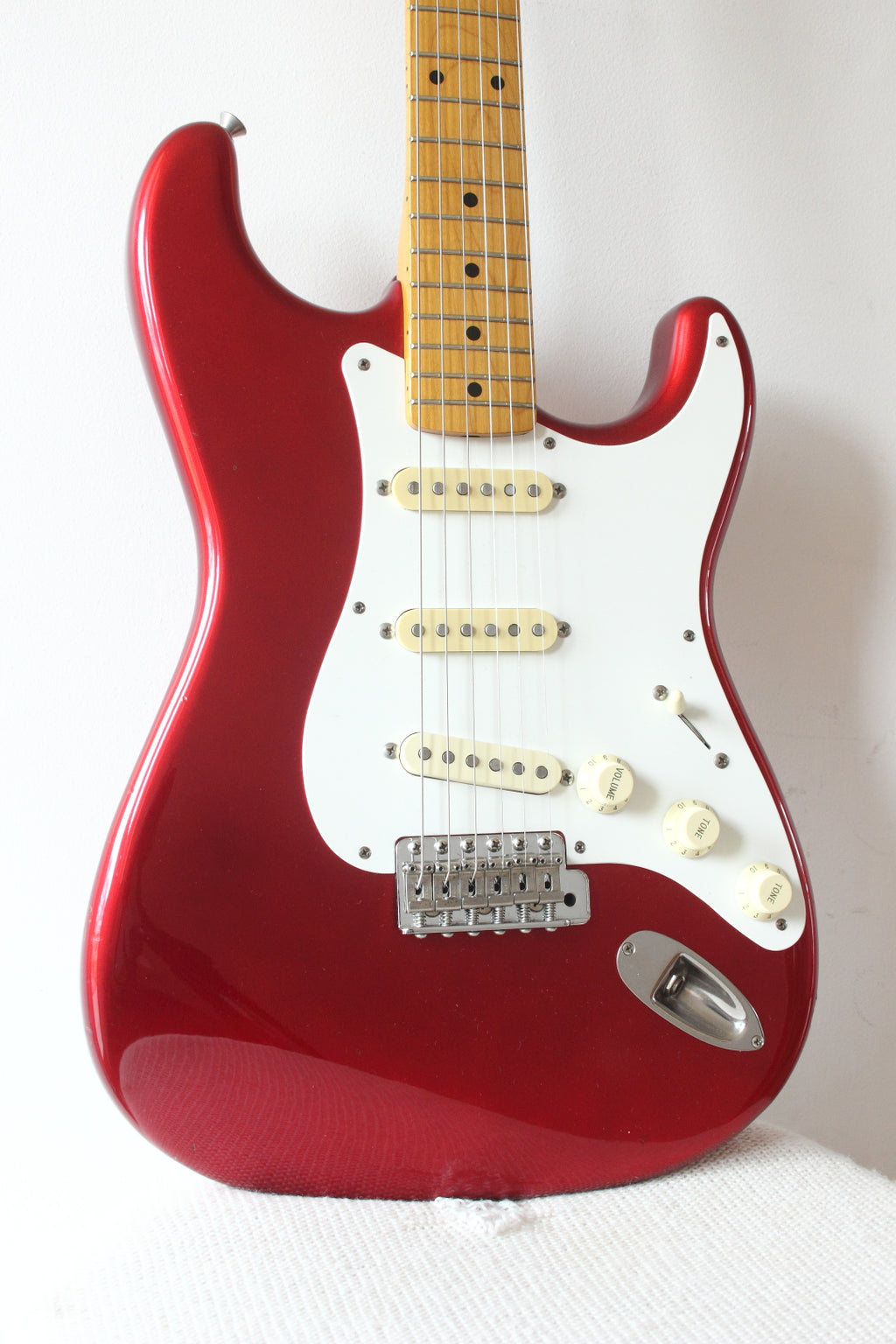 Fender Japan '57 Reissue Stratocaster ST57-55 Candy Apple Red 1989