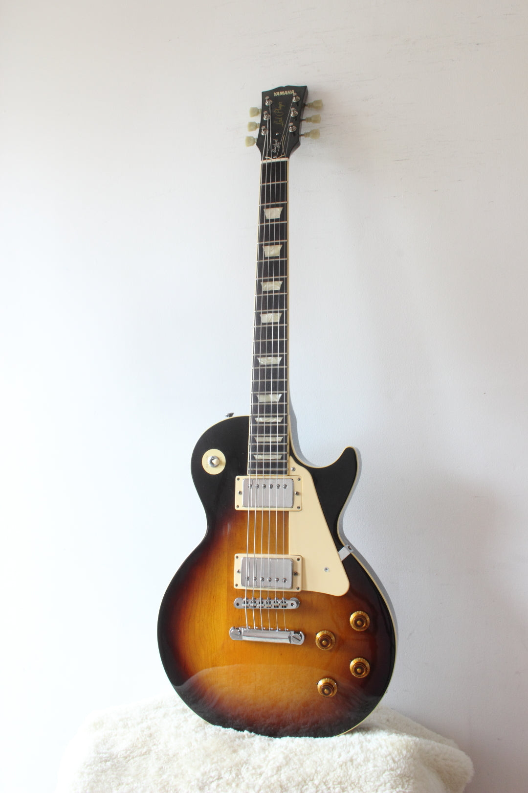 Yamaha Lord Player LP400 Brown Sunburst 1984