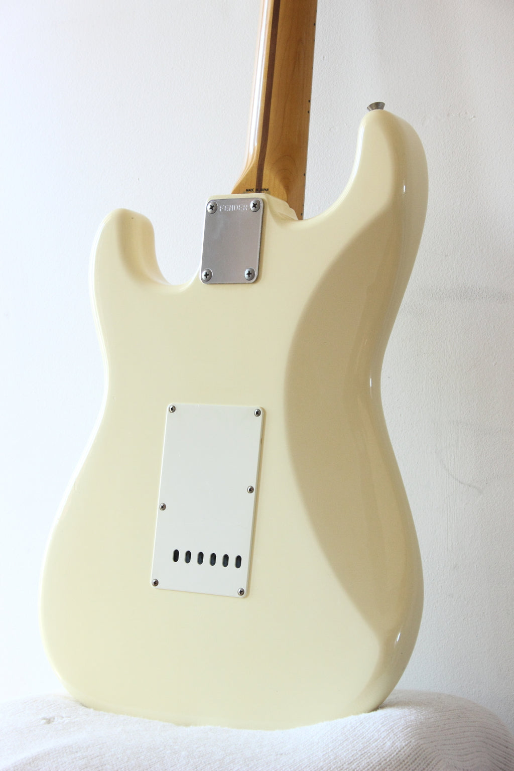 Fender '57 Reissue Stratocaster Vintage White ST57-55 1989-90