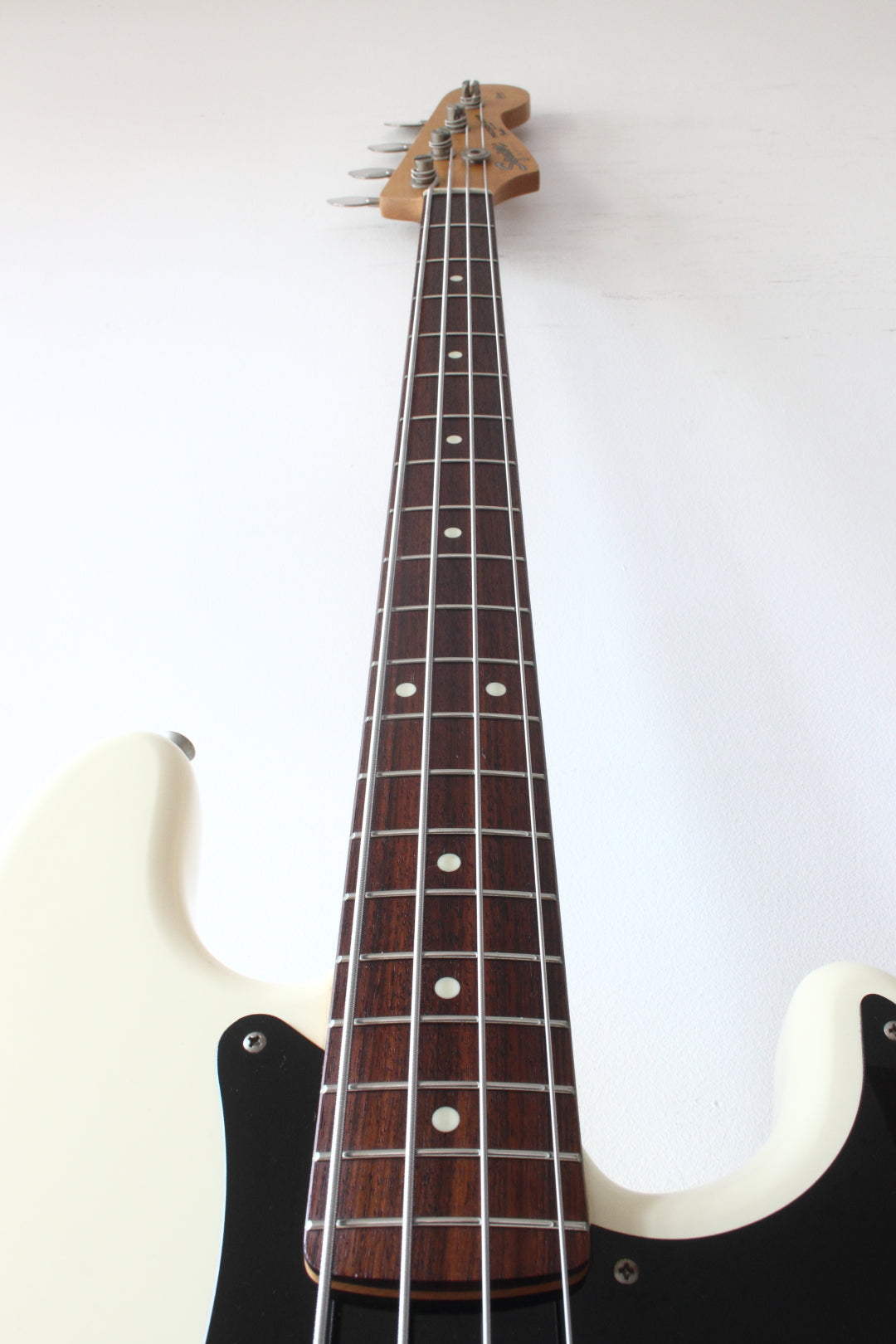 Squier MIJ Precision Bass Silver Series Vintage White 1993/4