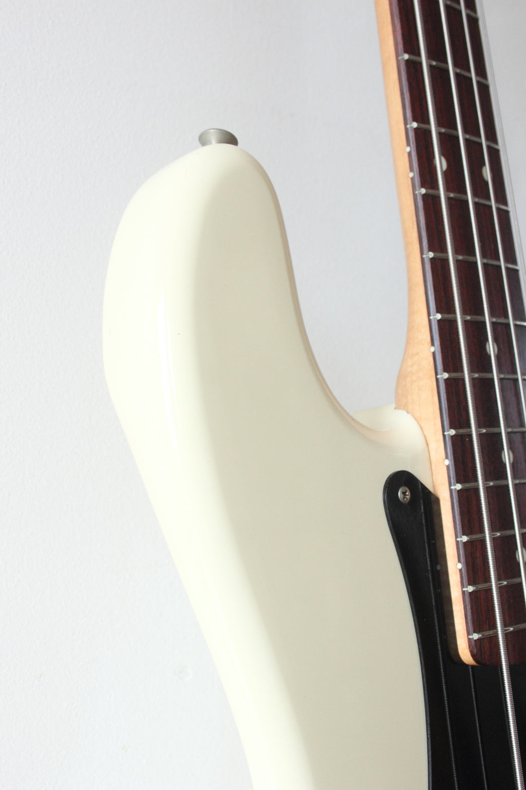 Squier MIJ Precision Bass Silver Series Vintage White 1993/4