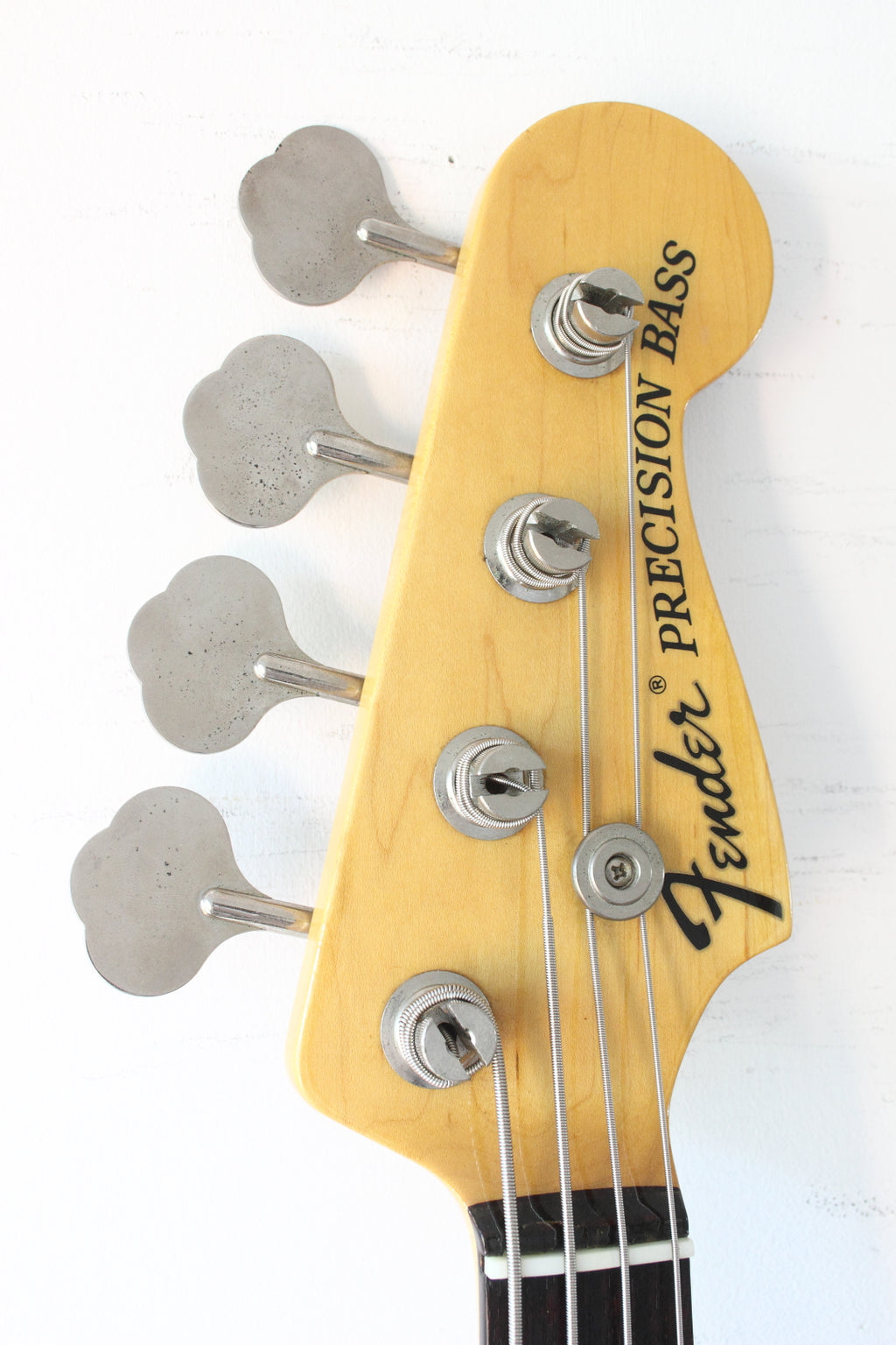 Fender Japan '70 Reissue Precision Bass PB70-70US Olympic White 2002-04