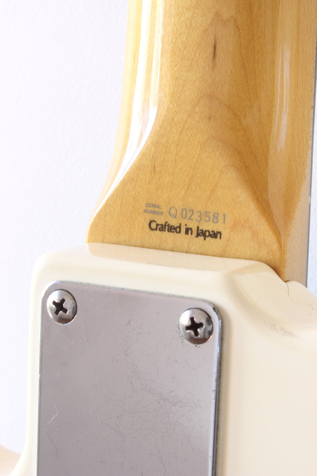 Fender Japan '70 Reissue Precision Bass PB70-70US Olympic White 2002-04